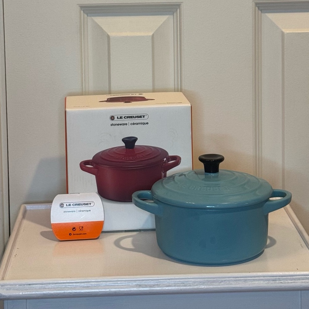 Le Creuset Stoneware Mini Round Cocotte